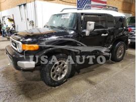 TOYOTA FJ CRUISER 2013