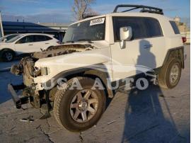 TOYOTA FJ CRUISER 2014