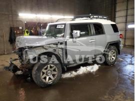 TOYOTA FJ CRUISER 2014