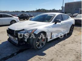 KIA STINGER GT 2019