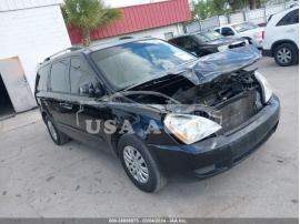 KIA SEDONA LX 2012