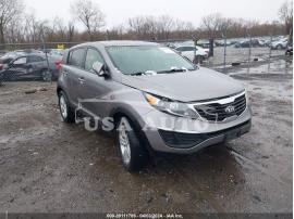 KIA SPORTAGE LX 2013