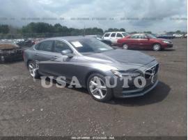 VOLVO S90 2019