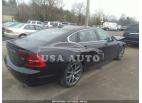 VOLVO S90 MOMENTUM 2019