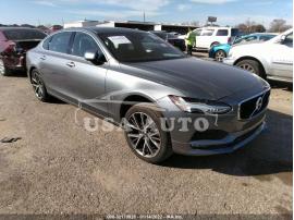 VOLVO S90 MOMENTUM 2018