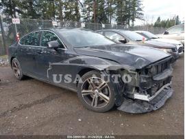 VOLVO S90 T5 MOMENTUM 2018