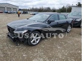 VOLVO S90 T5 MOM 2018