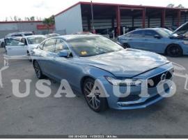 VOLVO S90 T5 MOMENTUM 2018