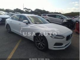 VOLVO S90 MOMENTUM 2018