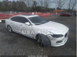 VOLVO S90 MOMENTUM 2018