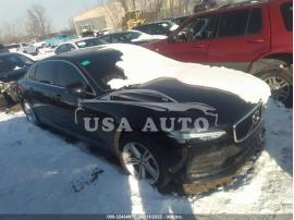 VOLVO S90 MOMENTUM 2018