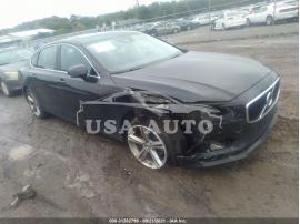 VOLVO S90 MOMENTUM 2018