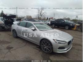 VOLVO S90 MOMENTUM 2018