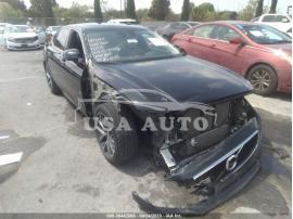 VOLVO S90 MOMENTUM 2018