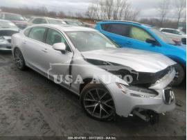 VOLVO S90 MOMENTUM 2018