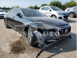 VOLVO S90 T5 MOM 2018