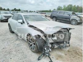 VOLVO S90 T5 MOM 2018