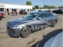 VOLVO S90 T5 MOM 2018