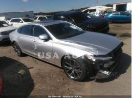 VOLVO S90 MOMENTUM 2018