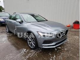 VOLVO S90 T5 MOM 2018