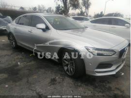 VOLVO S90 MOMENTUM 2018