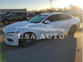 VOLVO S90 T6 MOM 2018