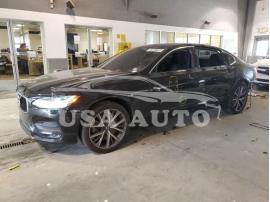 VOLVO S90 T6 MOM 2018
