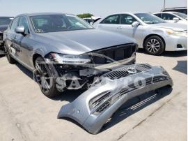 VOLVO S90 T8 INS 2018
