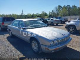 JAGUAR XJ8 VANDEN PLAS 2001