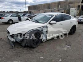 JAGUAR XF SUPERCH 2010