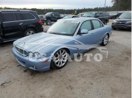 JAGUAR XJ8 2009