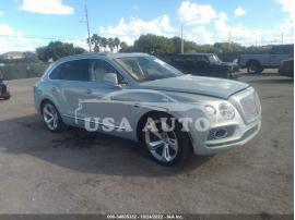 BENTLEY BENTAYGA W12 SIGNATURE 2018