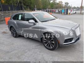 BENTLEY BENTAYGA W12 SIGNATURE 2018