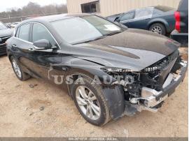 INFINITI QX30 PURE 2018