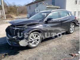 INFINITI QX30 BASE 2017