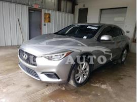 INFINITI QX30 BASE 2017