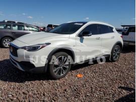 INFINITI QX30 LUXE 2019