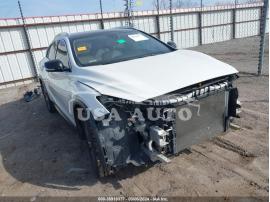 INFINITI QX30 PREMIUM 2018