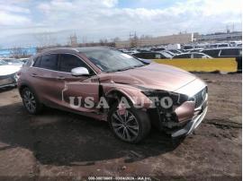 INFINITI QX30 PREMIUM 2017