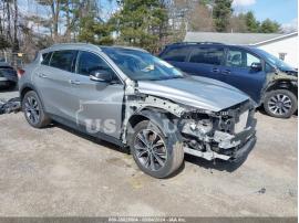 INFINITI QX30 PREMIUM 2017