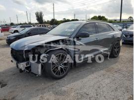 AUDI SQ8 PREMIU 2021