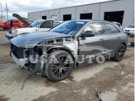 AUDI SQ8 PREMIU 2021