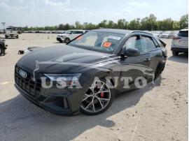 AUDI SQ8 PREMIU 2022