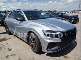 AUDI SQ8 PRESTI 2021