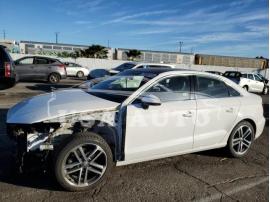 AUDI A3 PREMIUM 2019