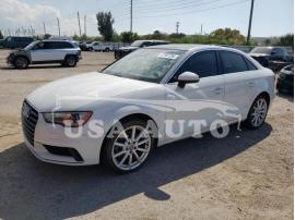 AUDI A3 PREMIUM 2015