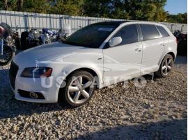 AUDI A3 PREMIUM 2012