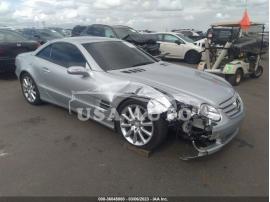 MERCEDES-BENZ SL-CLASS 5.5L V8 2007