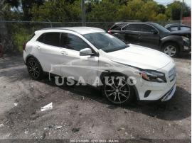 MERCEDES-BENZ GLA-CLASS GLA 250 2015