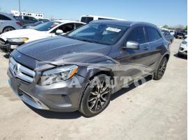 MERCEDES-BENZ GLA-CLASS GLA 250 2017